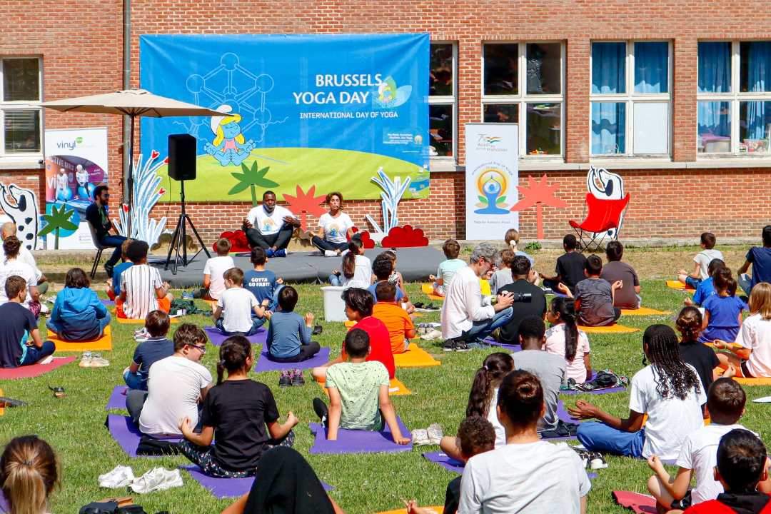 yoga-crowd VSF2023 award ceremony